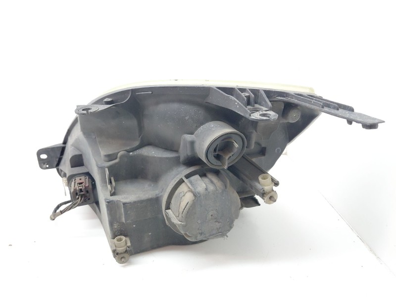 Recambio de faro derecho para ford fiesta v (jh_, jd_) 1.6 tdci referencia OEM IAM 2S6X13K046  