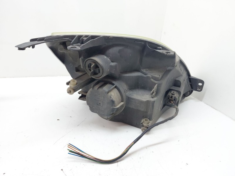 Recambio de faro izquierdo para ford fiesta v (jh_, jd_) 1.6 tdci referencia OEM IAM 2S6X13K046A  