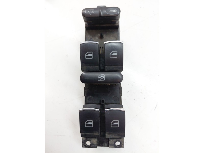Recambio de mando elevalunas delantero izquierdo para volkswagen golf iv (1j1) 1.9 tdi referencia OEM IAM   