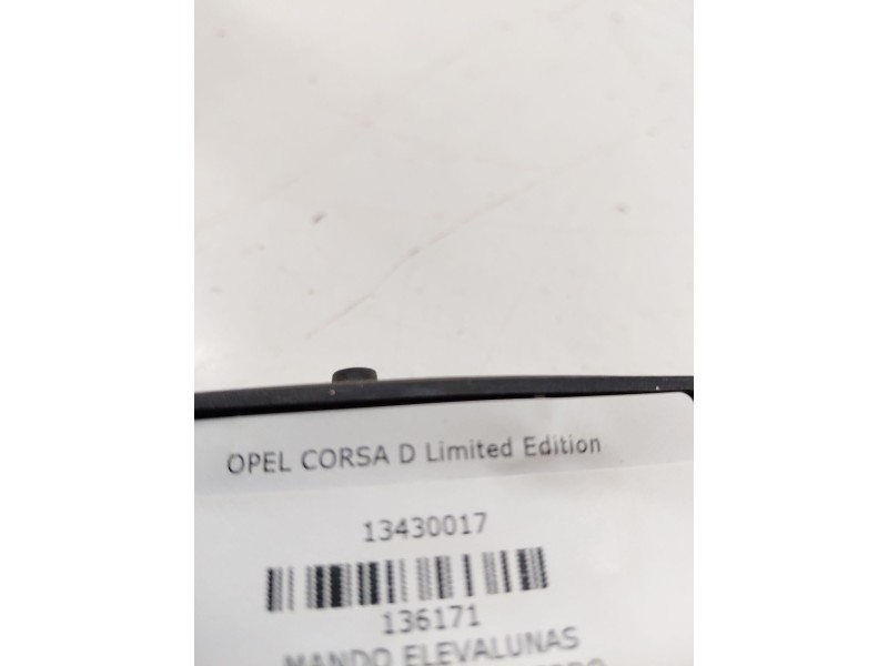 Recambio de mando elevalunas delantero izquierdo para opel corsa d limited edition referencia OEM IAM 13430017  
							