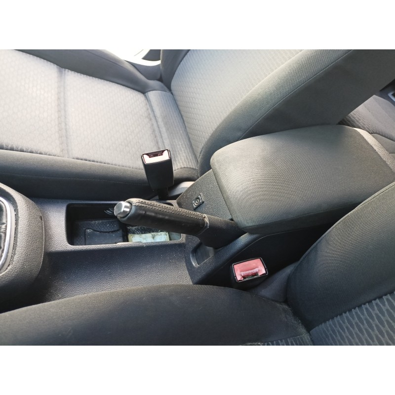 Recambio de apoyabrazos central para volkswagen golf vi (5k1) 2.0 tdi referencia OEM IAM   