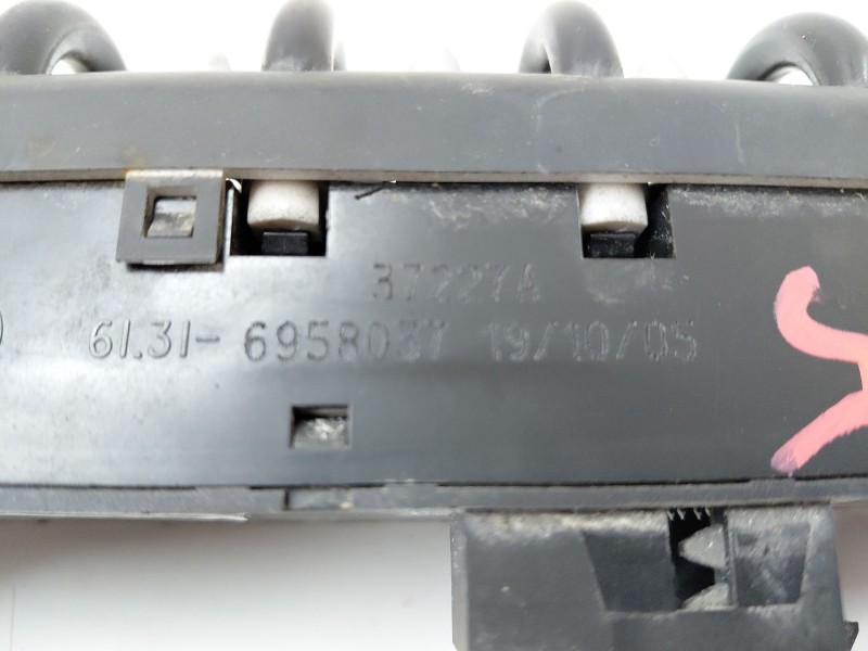 Recambio de mando multifuncion para mini mini (r50,r53) 1.6 16v cat referencia OEM IAM 6958037  