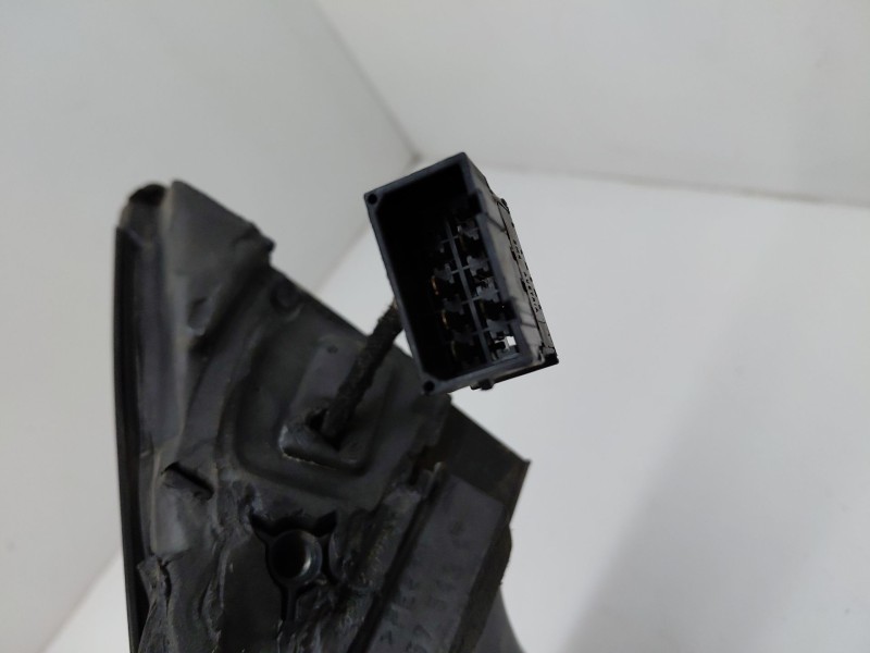 Recambio de retrovisor izquierdo para audi a4 b5 (8d2) 1.9 tdi referencia OEM IAM 8D0857543A  