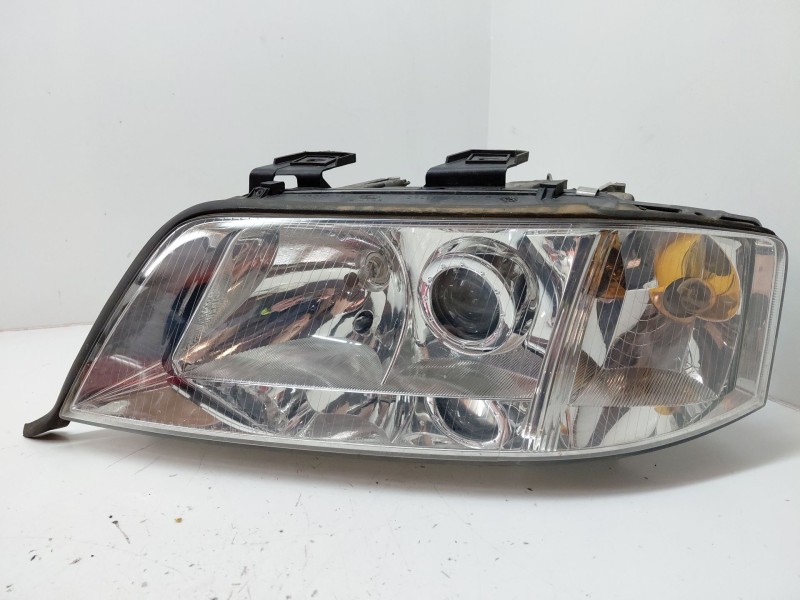 Recambio de faro izquierdo para audi a6 c5 (4b2, 4b4) 2.5 tdi referencia OEM IAM 14847300  