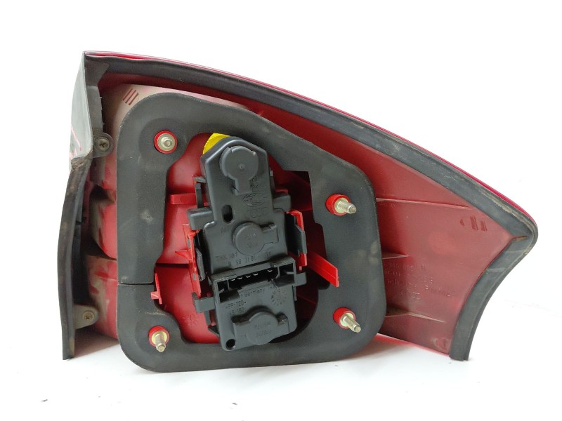 Recambio de piloto trasero izquierdo para audi a6 c5 (4b2, 4b4) 2.5 tdi referencia OEM IAM 4B5945095B  