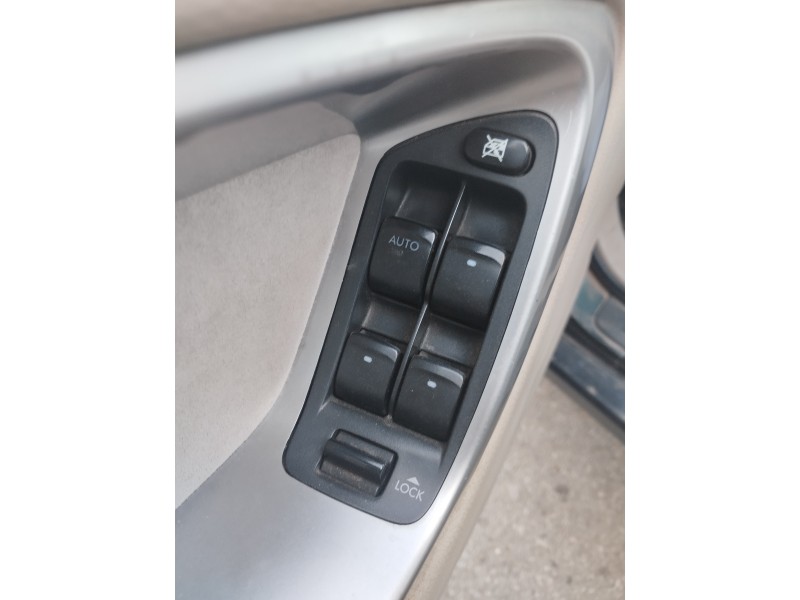 Recambio de mando elevalunas delantero izquierdo para subaru legacy iv station wagon (bp) 2.5 awd (bp9) referencia OEM IAM   
							