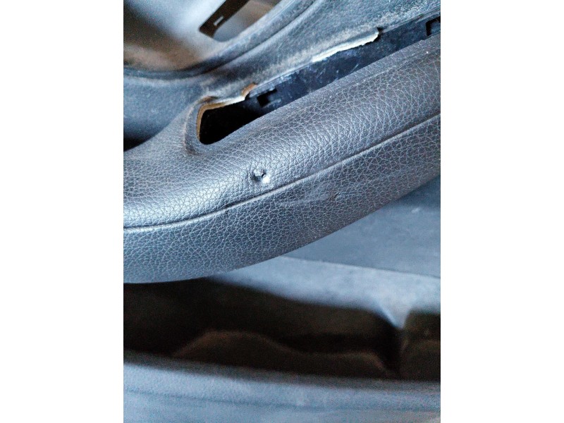 Recambio de guarnecido puerta delantera izquierda para mercedes-benz clase c (w205) lim. c 200 d (205.001) referencia OEM IAM   
							