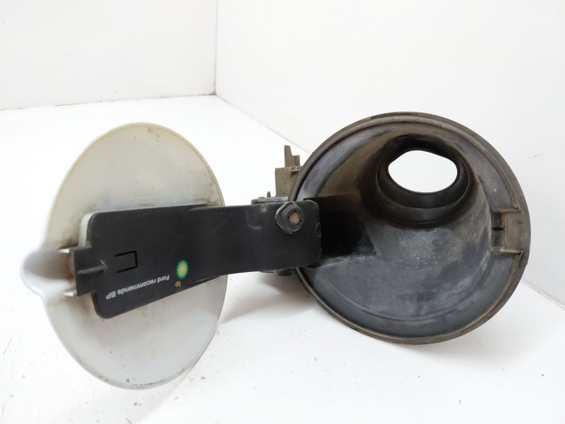 Recambio de tapa exterior combustible para ford focus berlina (cap) 1.6 tdci cat referencia OEM IAM   
							