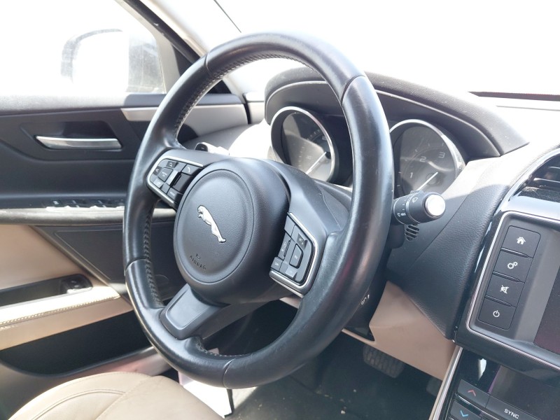 Recambio de volante sin airbag para jaguar xe (x760) 2.0 d referencia OEM IAM   
