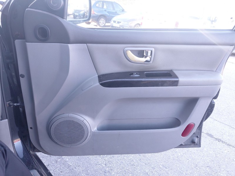 Recambio de guarnecido puerta delantera derecha para kia sorento i (jc) 2.5 crdi referencia OEM IAM   