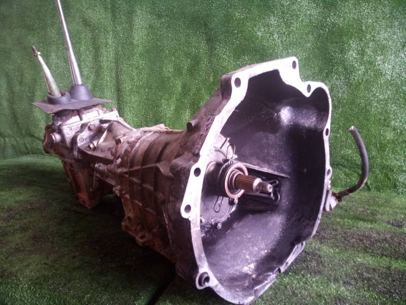 Recambio de caja cambios para mitsubishi montero (l040) 2.5 turbodiesel referencia OEM IAM SIN REFERENCIA VISUAL  