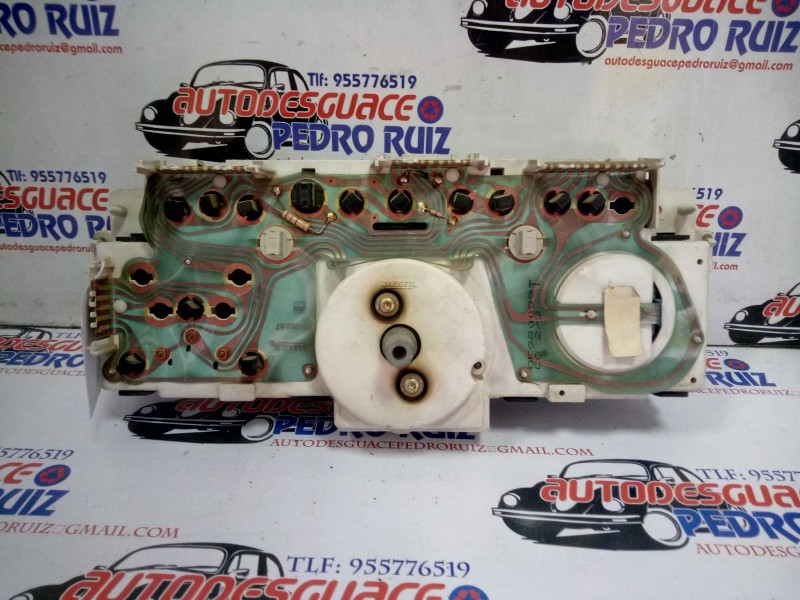 Recambio de cuadro instrumentos para peugeot 205 berlina 1.8 diesel referencia OEM IAM    Recambio de cuadro instrumentos para peugeot 205 berlina 1.8 diesel referencia OEM IAM