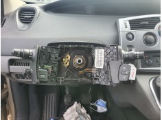 Recambio de mando multifuncion para renault scenic ii 1.6 16v referencia OEM IAM 8200206520  