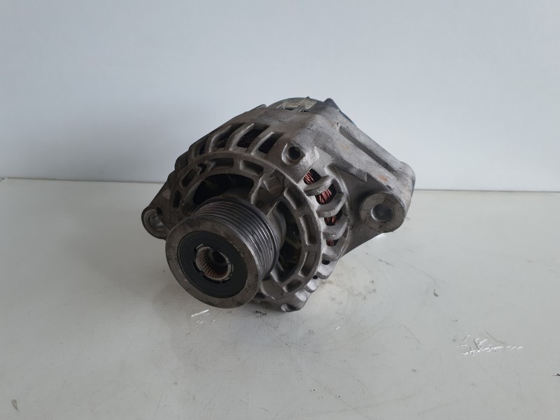 Recambio de alternador para opel vectra c berlina 1.9 16v cdti cat (z 19 dth / lrd) referencia OEM IAM 113955  
							