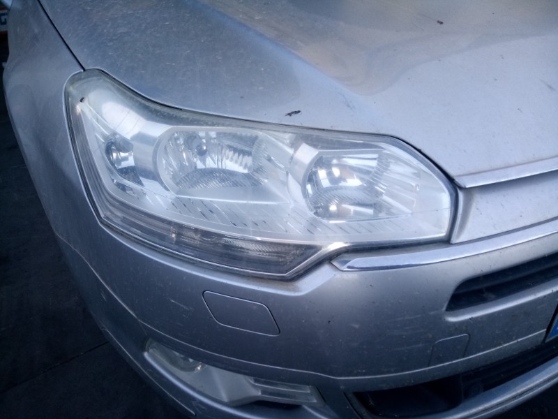 Recambio de faro derecho para citroën c5 station wagon 2.0 hdi fap referencia OEM IAM   
							