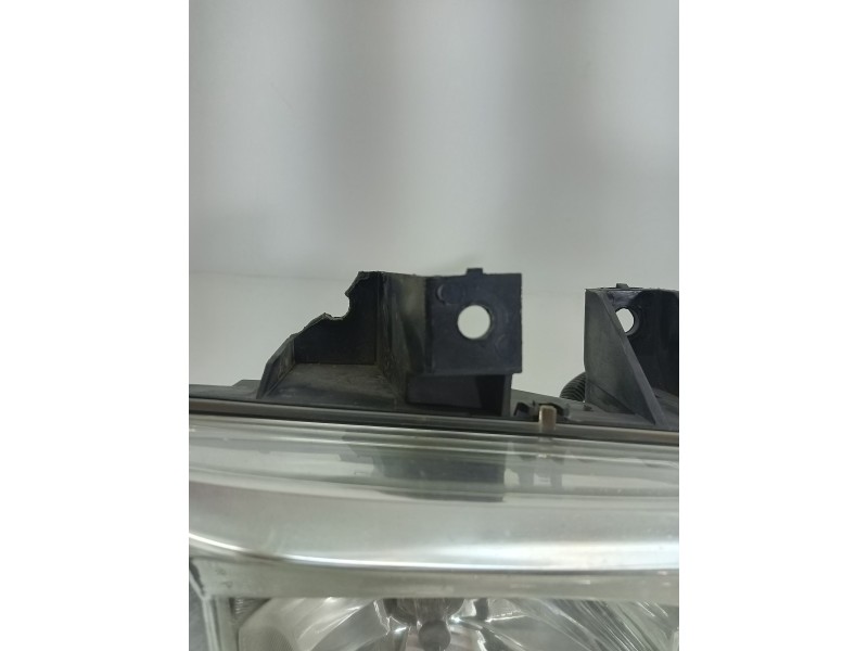 Recambio de faro izquierdo para nissan cabstar 09.06 2.5 diesel referencia OEM IAM   