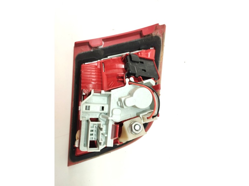 Recambio de piloto trasero derecho para audi a3 (8p) 1.9 tdi referencia OEM IAM   
							