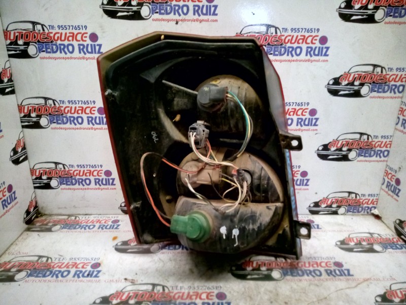 Recambio de piloto trasero derecho para dodge caliber referencia OEM IAM   
							