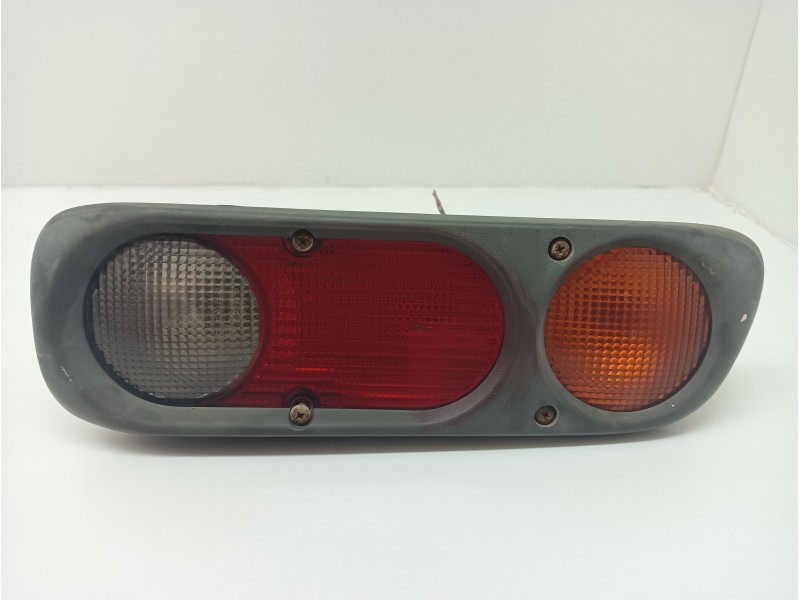 Recambio de piloto trasero derecho paragolpes para nissan terrano/terrano.ii (r20) s (3-ptas.) referencia OEM IAM   
							
