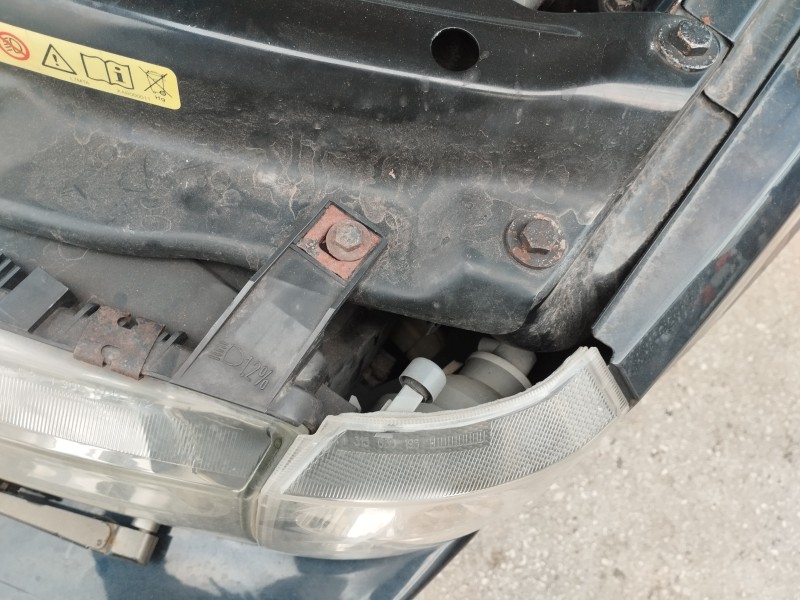 Recambio de piloto delantero izquierdo para land rover range rover (lm) vogue referencia OEM IAM 1315106192  