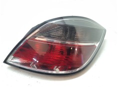 Recambio de piloto trasero derecho para opel astra h ber. 1.7 cdti 100 cv referencia OEM IAM 13222325  