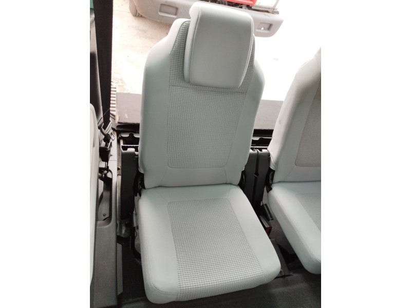 Recambio de asientos tercera fila para peugeot 5008 2.0 16v hdi fap cat (rhe / dw10cted4) referencia OEM IAM   
							