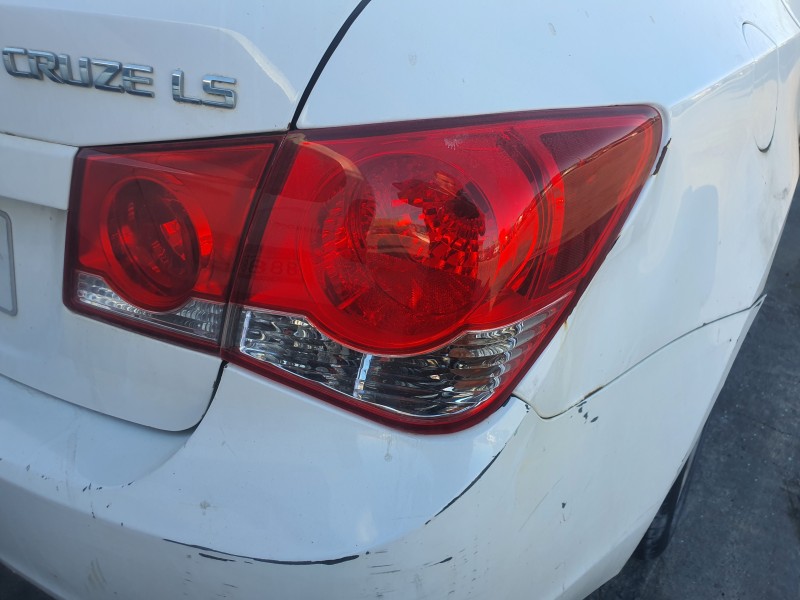 Recambio de piloto trasero derecho para chevrolet cruze 2.0 diesel cat referencia OEM IAM   
							