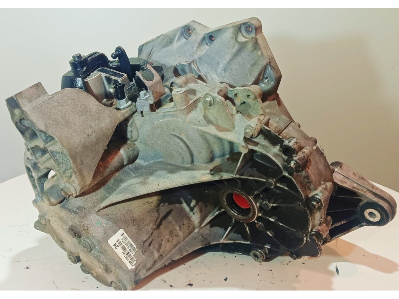 Recambio de caja cambios para ford focus turn. (cb8) 1.6 tdci cat referencia OEM IAM AV6R7002GJ  
							