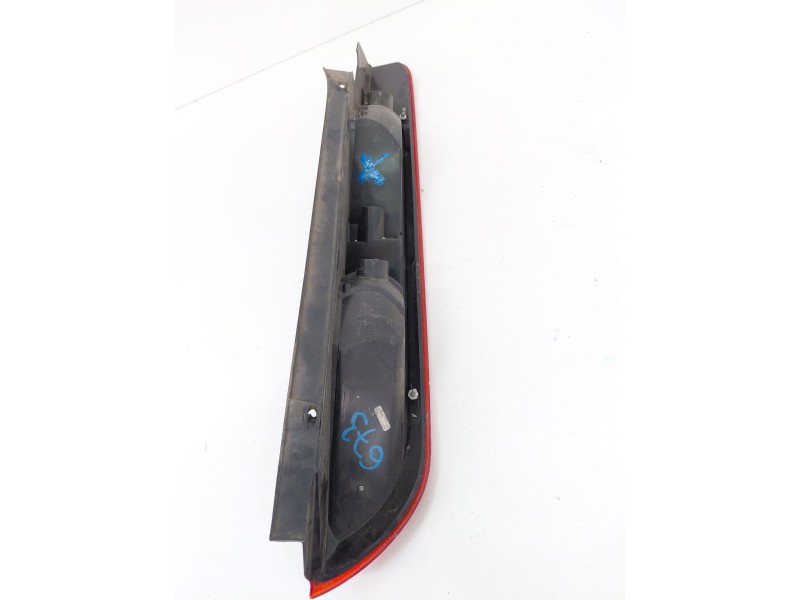 Recambio de piloto trasero izquierdo para ford focus berlina (cap) ambiente (d) referencia OEM IAM 8M5113405  
							