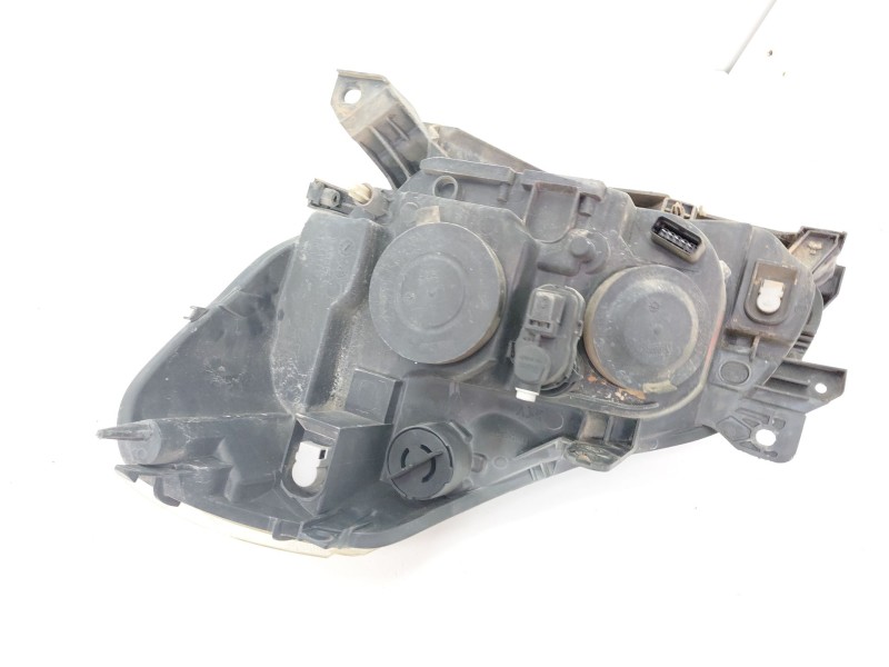 Recambio de faro derecho para renault clio iii authentique referencia OEM IAM 8200865318  
							