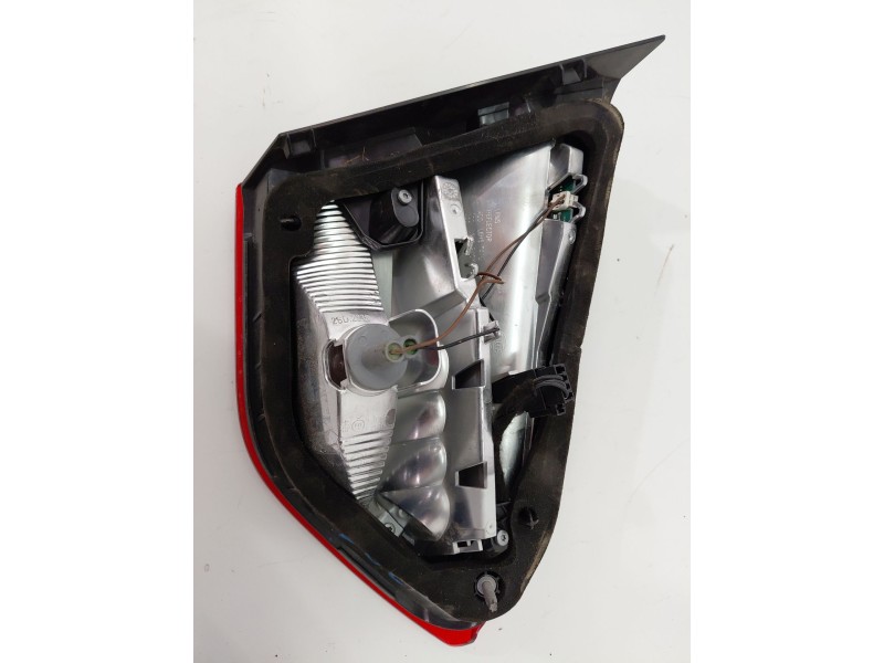 Recambio de piloto trasero derecho interior para opel crossland x design line referencia OEM IAM   