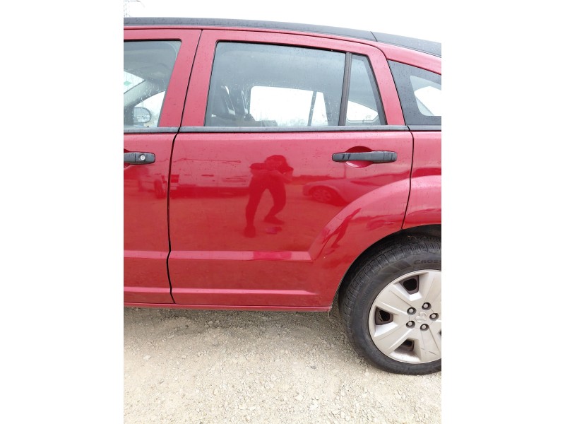 Recambio de puerta trasera izquierda para dodge caliber 2.0 crd referencia OEM IAM   
							