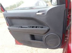 Recambio de guarnecido puerta delantera izquierda para dodge caliber 2.0 crd referencia OEM IAM   