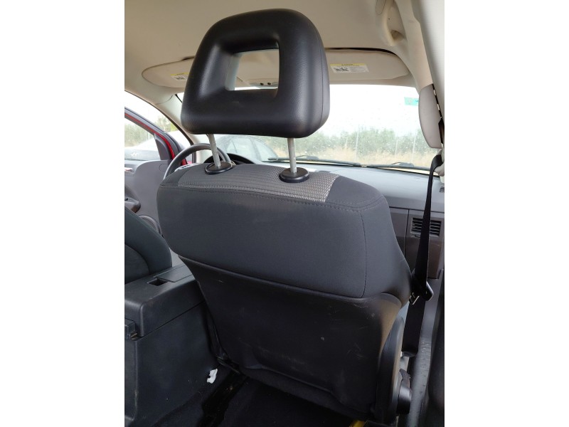 Recambio de asiento delantero derecho para dodge caliber 2.0 crd referencia OEM IAM   
							
