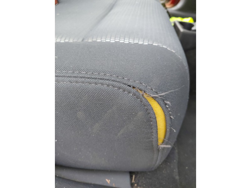 Recambio de asientos traseros para dodge caliber 2.0 crd referencia OEM IAM   