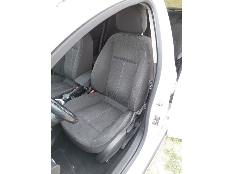 Recambio de asiento delantero izquierdo para opel astra j (p10) 1.6 (68) referencia OEM IAM   