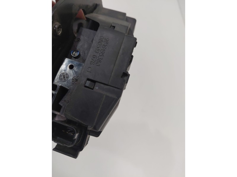 Recambio de cerradura maletero / porton para peugeot 3008 1.2 12v e-thp referencia OEM IAM 9816195380  
							