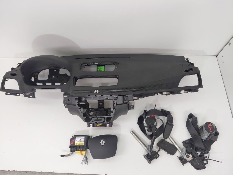 Recambio de kit airbag para renault megane iii berlina 5 p 1.5 dci diesel fap referencia OEM IAM   