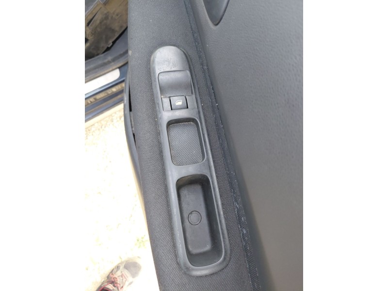 Recambio de mando elevalunas delantero derecho para peugeot 3008 i monospace (0u_) 1.6 hdi referencia OEM IAM   
							