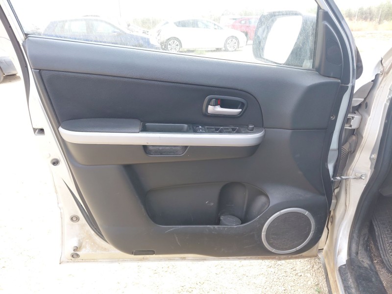 Recambio de guarnecido puerta delantera izquierda para suzuki grand vitara ii (jt, te, td) 1.9 ddis a las 4 ruedas (jt419, td44,
							