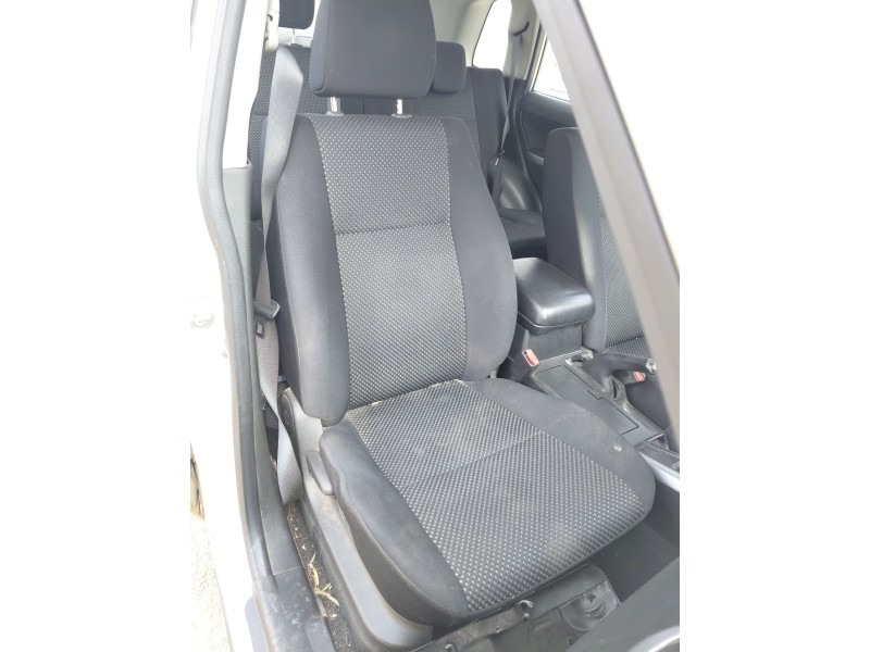 Recambio de asiento delantero derecho para suzuki grand vitara ii (jt, te, td) 1.9 ddis a las 4 ruedas (jt419, td44, jb419wd, jb