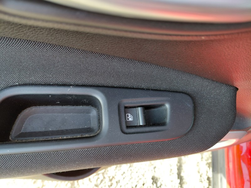 Recambio de mando elevalunas trasero izquierdo para jeep renegade suv (bu, b1, bv) 1.6 crd referencia OEM IAM   
							