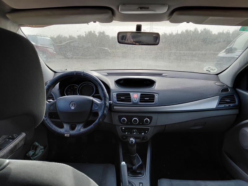 renault megane iii hatchback (bz0/1_, b3_) del año 2010
							