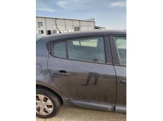 Recambio de puerta trasera derecha para renault megane iii hatchback (bz0/1_, b3_) 1.5 dci referencia OEM IAM   