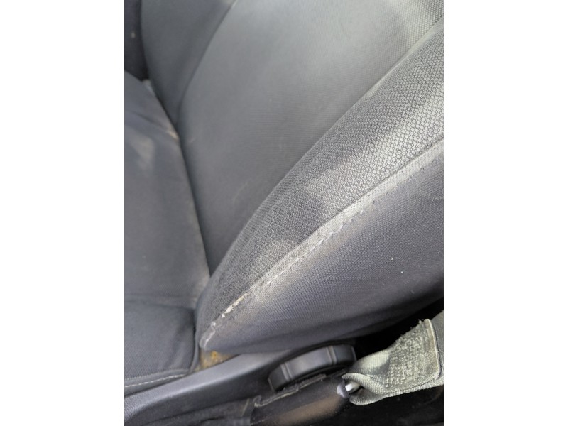 Recambio de asiento delantero izquierdo para renault megane iii hatchback (bz0/1_, b3_) 1.5 dci referencia OEM IAM   