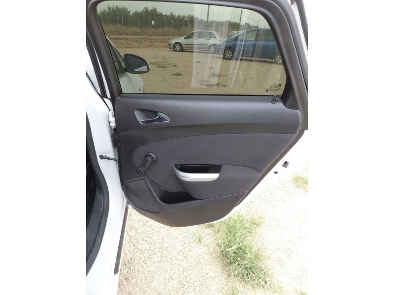 Recambio de guarnecido puerta trasera derecha para opel astra j (p10) 1.6 (68) referencia OEM IAM   
							