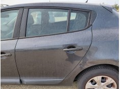 Recambio de puerta trasera izquierda para renault megane iii hatchback (bz0/1_, b3_) 1.5 dci referencia OEM IAM   