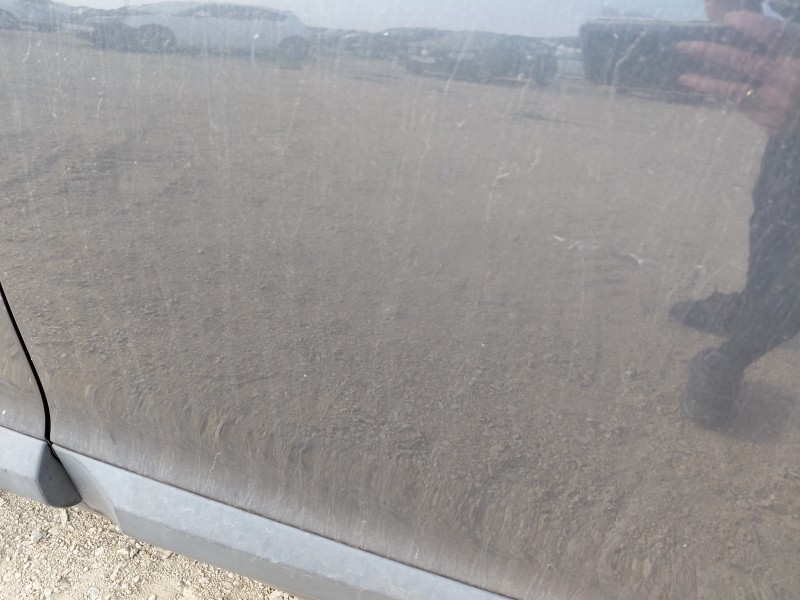 Recambio de puerta trasera izquierda para renault megane iii hatchback (bz0/1_, b3_) 1.5 dci referencia OEM IAM   