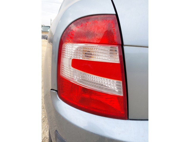 Recambio de piloto trasero izquierdo para skoda fabia i (6y2) 1.9 sdi referencia OEM IAM   
							