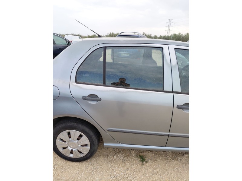 Recambio de puerta trasera derecha para skoda fabia i (6y2) 1.9 sdi referencia OEM IAM   